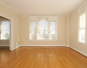 2 Beds, 2 Baths Model floor plan